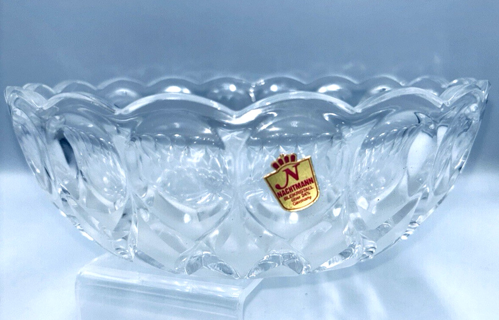 Nachtmann Bleikristall 24% Crystal Heavy Bowl Germany Thumbprint Scallaped 8.5"